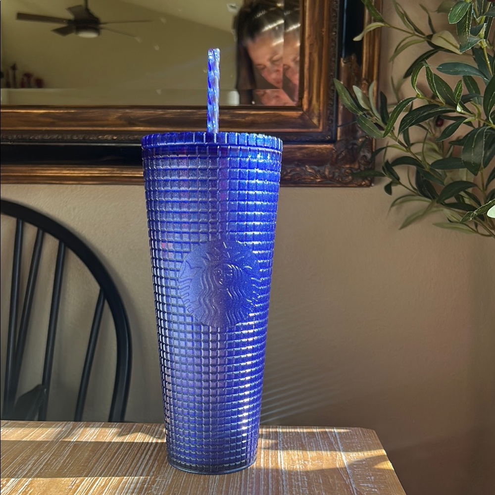 NEW Starbucks 2023 Blueberry Glitter Grid 24oz Cold Cup Tumbler.